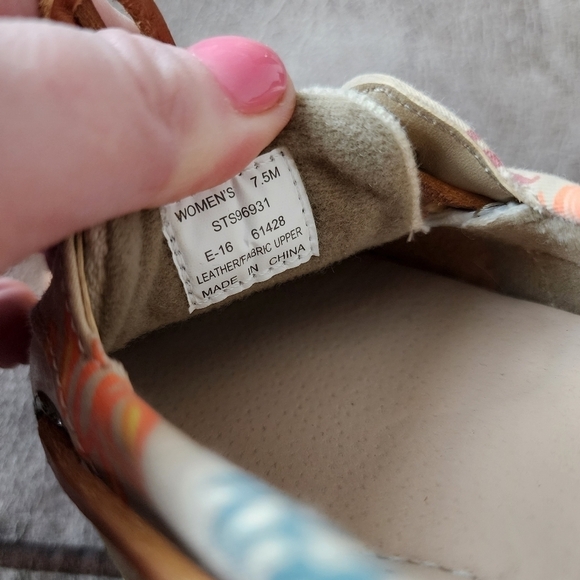 Sperry Top- Sider Island Feel Boat Shoes - Picture 6 of 6